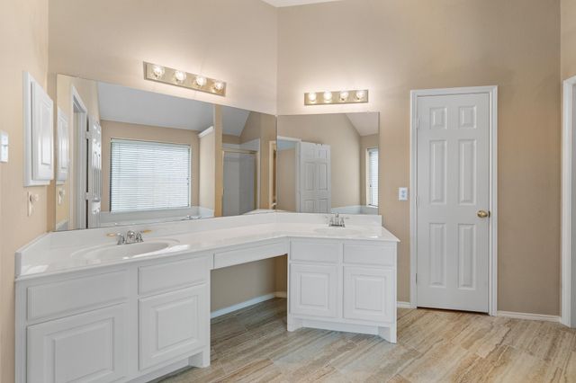 8512 Rock Creek Drive, Fort Worth, TX 76123