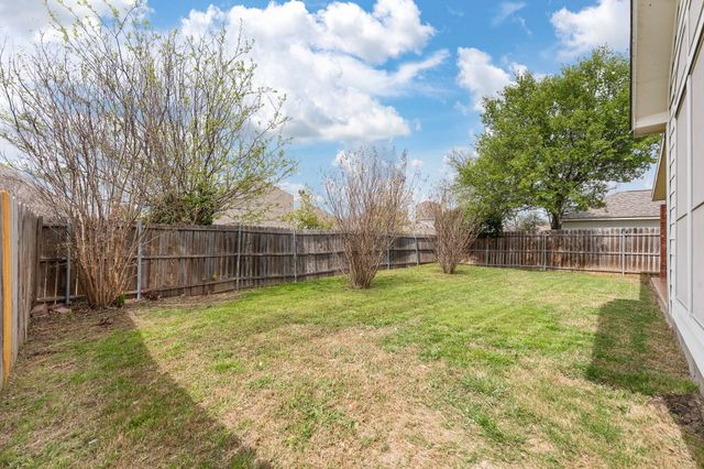 8512 Rock Creek Drive, Fort Worth, TX 76123