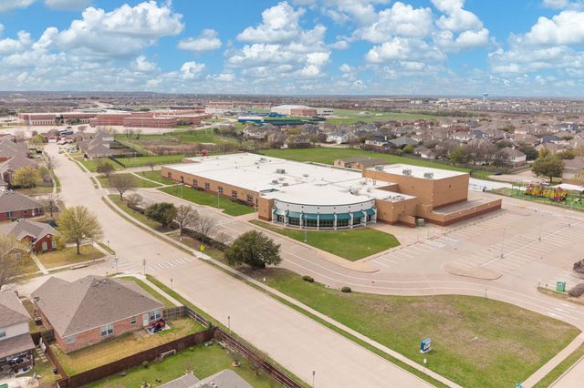 8512 Rock Creek Drive, Fort Worth, TX 76123