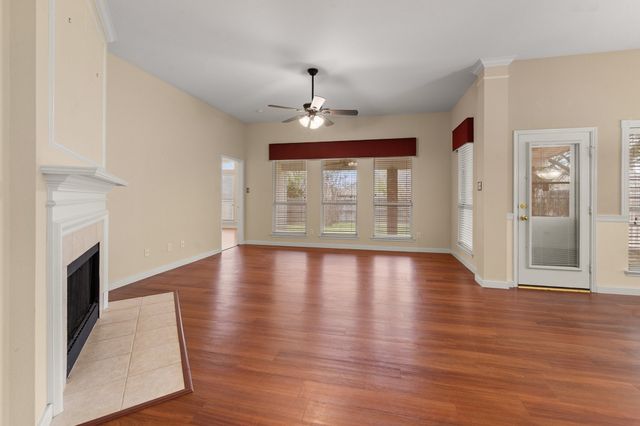 8512 Rock Creek Drive, Fort Worth, TX 76123