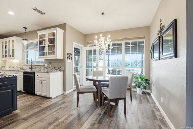 78 Marx Lane, La Vernia, TX 78121