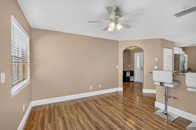 2638 Oak Park Circle, Davie, FL 33328
