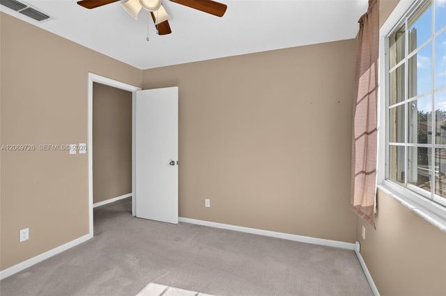 2638 Oak Park Circle, Davie, FL 33328