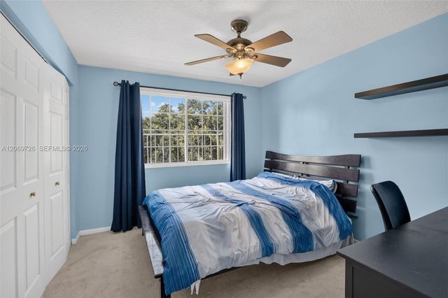 2638 Oak Park Circle, Davie, FL 33328
