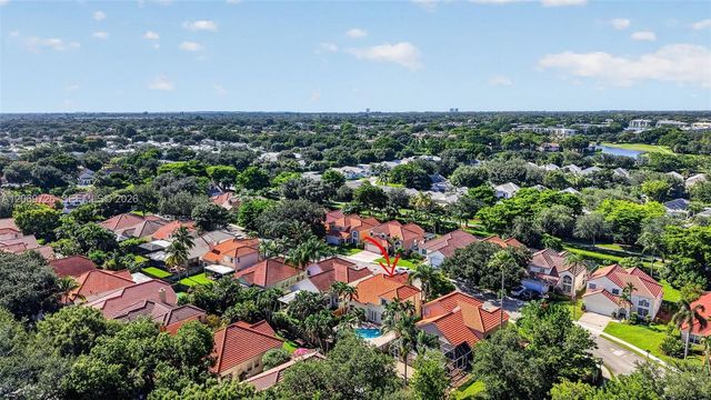 2638 Oak Park Circle, Davie, FL 33328