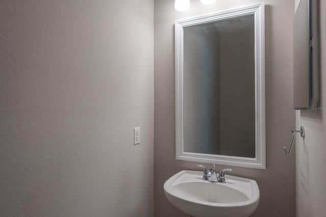 10220 BAYOU GRANDE AVENUE, Seminole, FL 33772