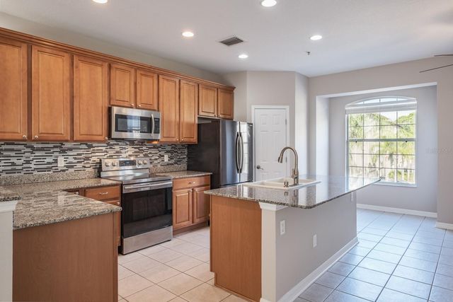 10220 BAYOU GRANDE AVENUE, Seminole, FL 33772