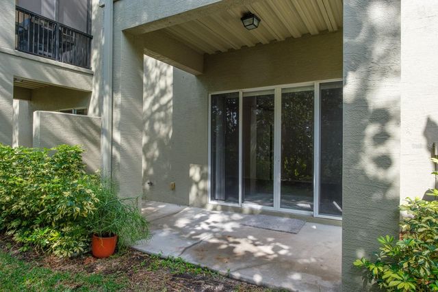 10220 BAYOU GRANDE AVENUE, Seminole, FL 33772