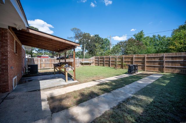 4618 Pike Avenue, North Little Rock, AR 72118