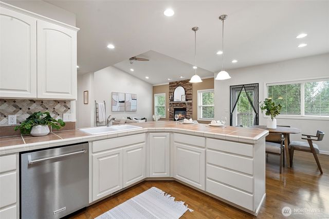 12408 58th Avenue, Gig Harbor, WA 98332