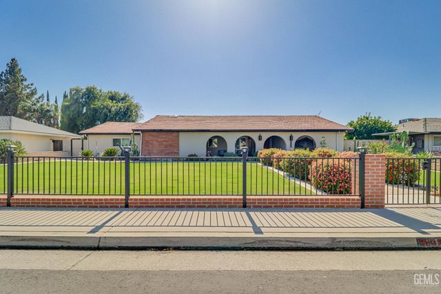 5609 Fruitvale Avenue, Bakersfield, CA 93308