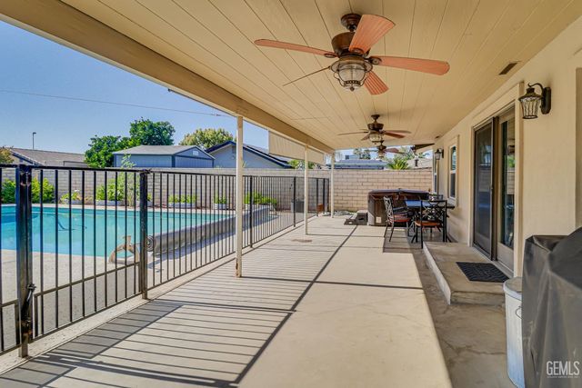 5609 Fruitvale Avenue, Bakersfield, CA 93308