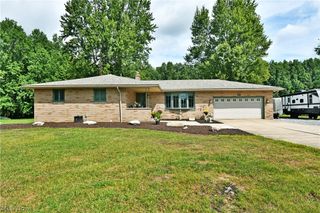 907 Center Street E, Warren, OH 44481