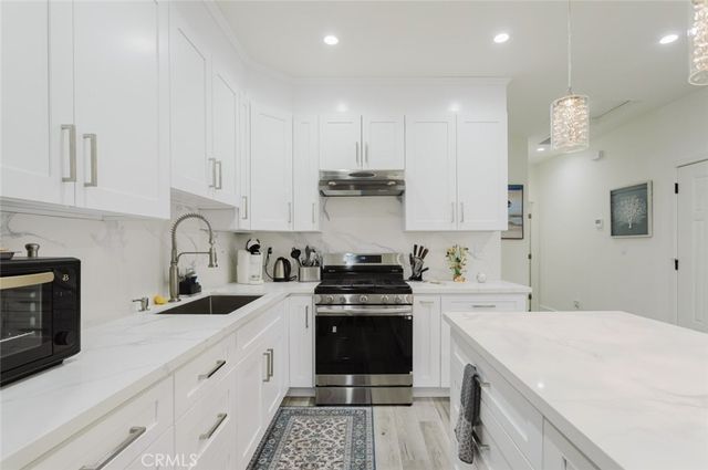 16713 Devonshire Street, Granada Hills, CA 91344