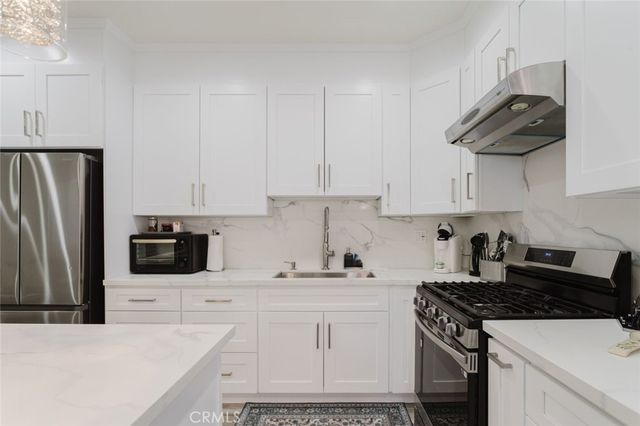 16713 Devonshire Street, Granada Hills, CA 91344