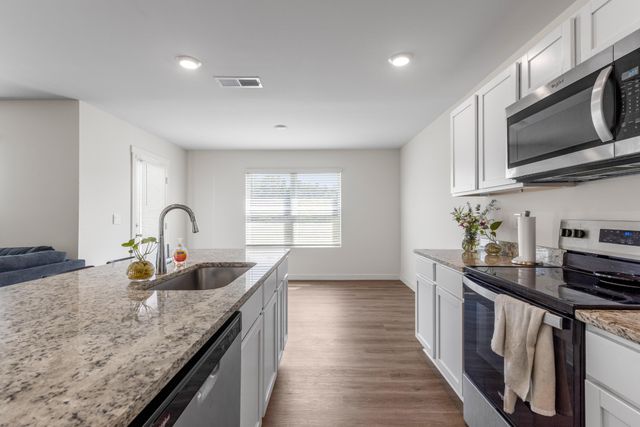 19 Quarter Street, Rossville, GA 30741