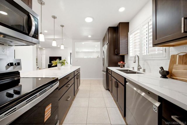 3642 Luna Ave, San Diego, CA 92117