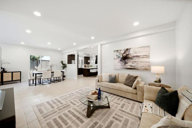 3642 Luna Ave, San Diego, CA 92117