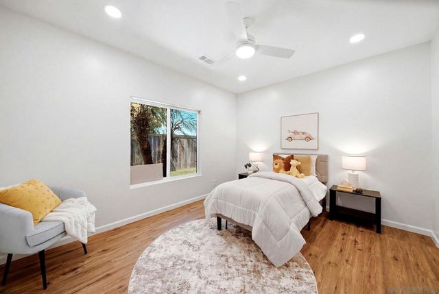 3642 Luna Ave, San Diego, CA 92117