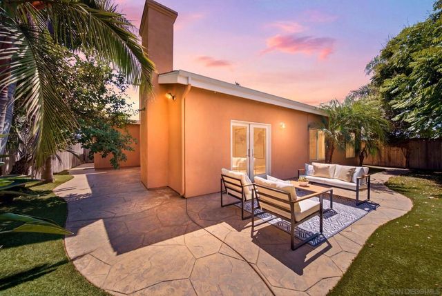 3642 Luna Ave, San Diego, CA 92117