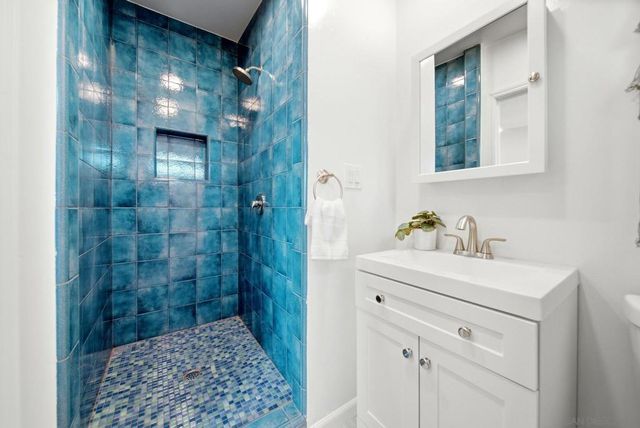3642 Luna Ave, San Diego, CA 92117