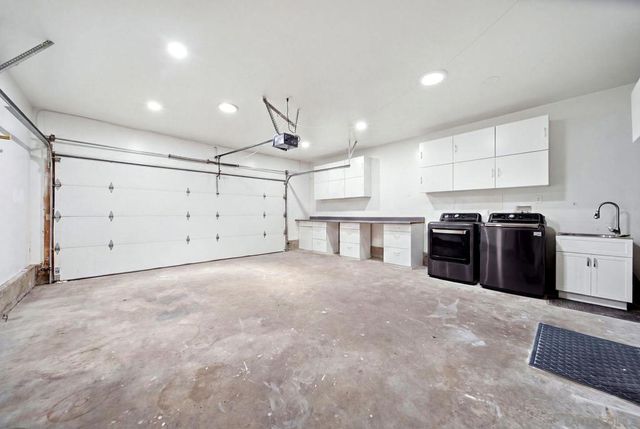 3642 Luna Ave, San Diego, CA 92117