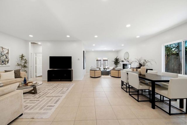 3642 Luna Ave, San Diego, CA 92117