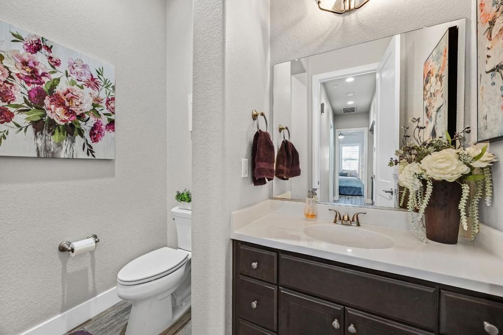 Image 13 of property listing at 1367 Tannehill Drive, Manteca, CA 95337