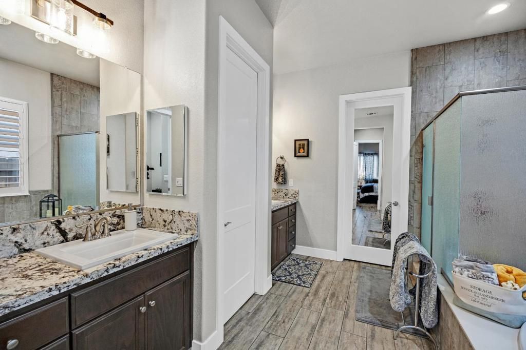 Image 16 of property listing at 1367 Tannehill Drive, Manteca, CA 95337