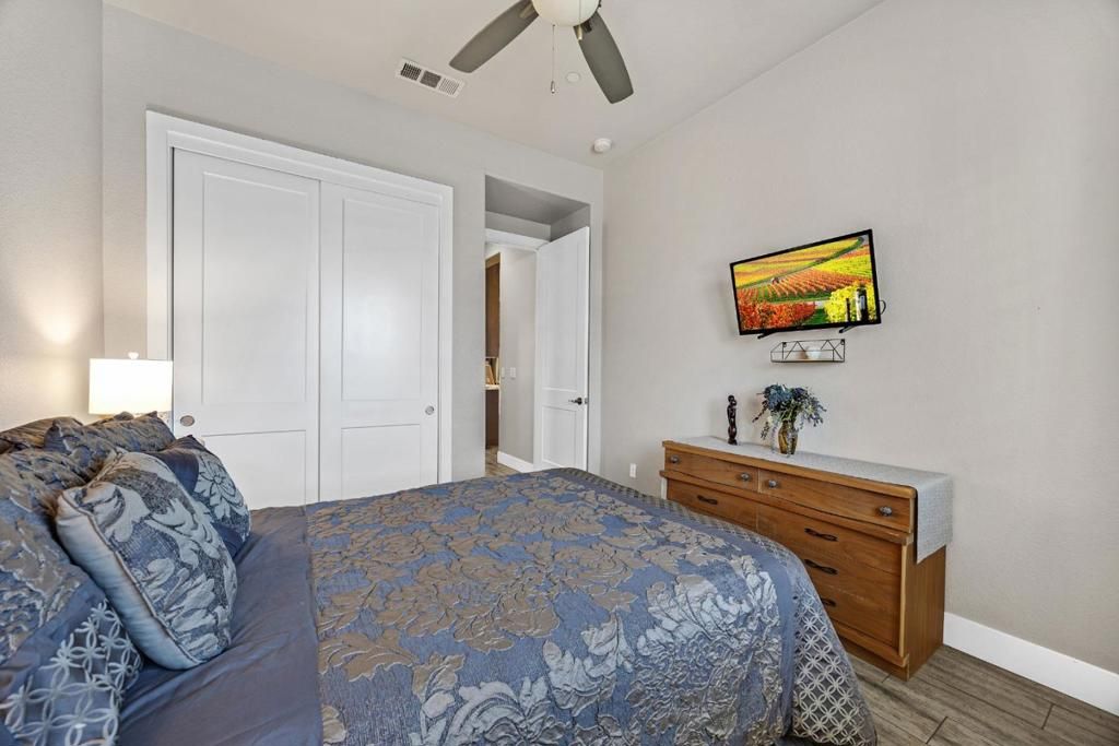 Image 20 of property listing at 1367 Tannehill Drive, Manteca, CA 95337