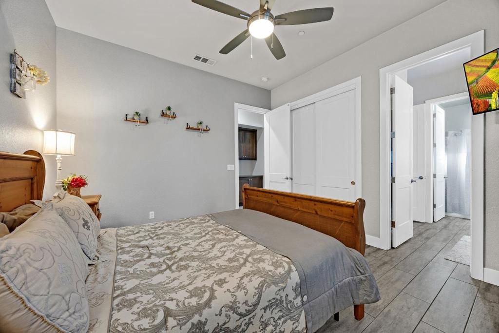 Image 27 of property listing at 1367 Tannehill Drive, Manteca, CA 95337