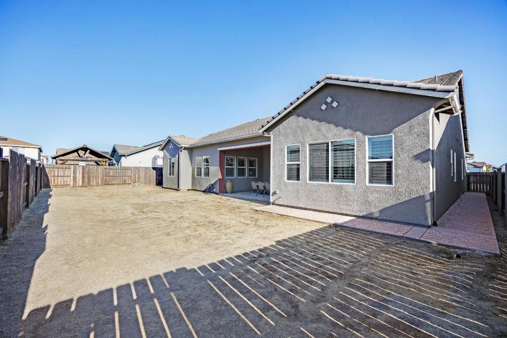 Image 34 of property listing at 1367 Tannehill Drive, Manteca, CA 95337