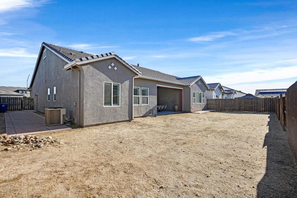 Image 35 of property listing at 1367 Tannehill Drive, Manteca, CA 95337