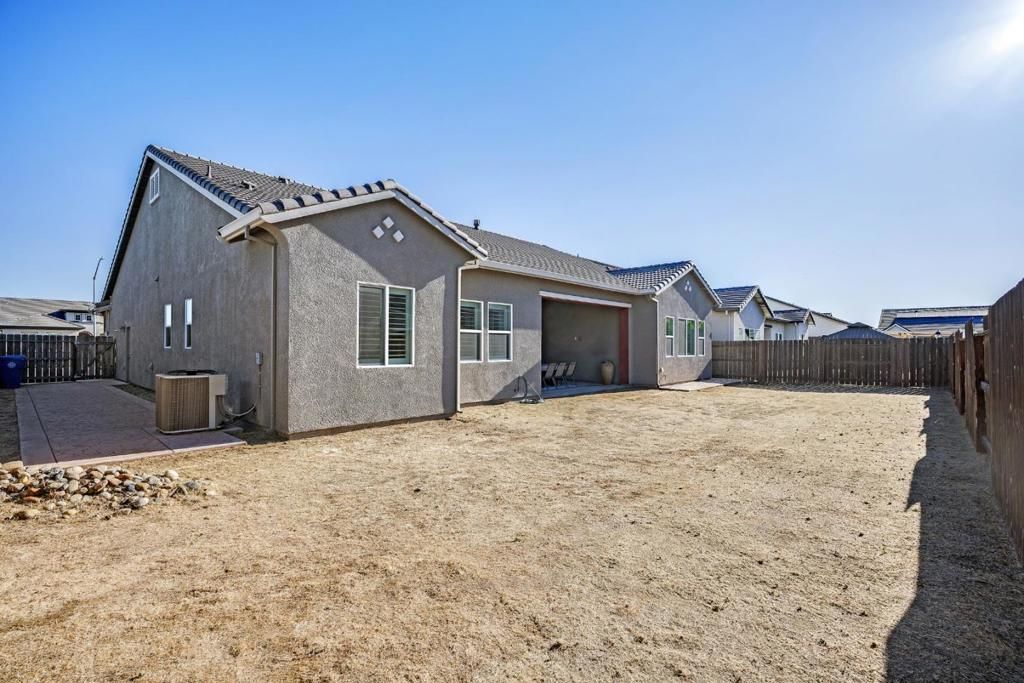 Image 36 of property listing at 1367 Tannehill Drive, Manteca, CA 95337
