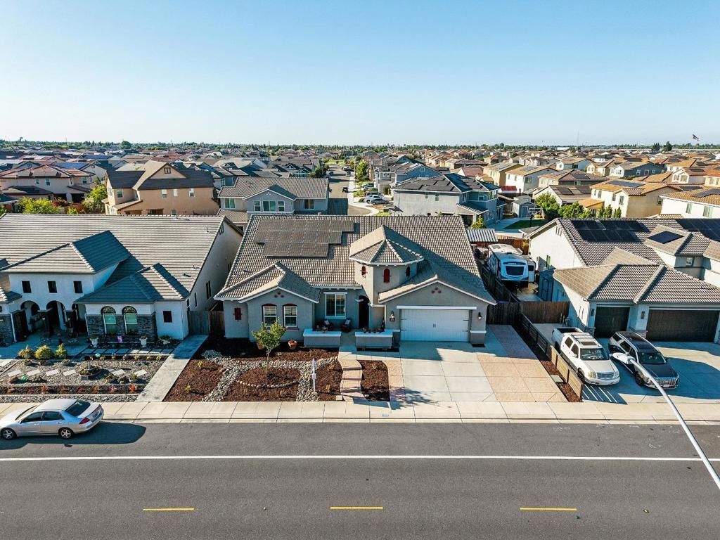 Image 44 of property listing at 1367 Tannehill Drive, Manteca, CA 95337