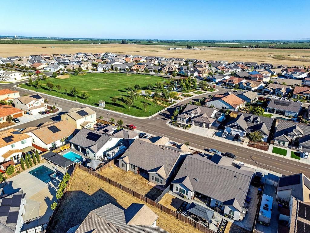 Image 51 of property listing at 1367 Tannehill Drive, Manteca, CA 95337
