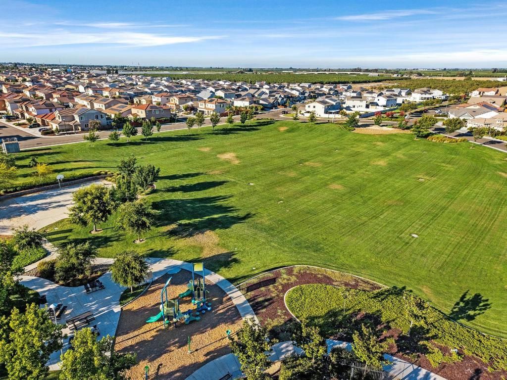 Image 58 of property listing at 1367 Tannehill Drive, Manteca, CA 95337