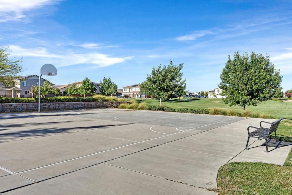 Image 60 of property listing at 1367 Tannehill Drive, Manteca, CA 95337