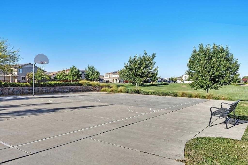 Image 62 of property listing at 1367 Tannehill Drive, Manteca, CA 95337