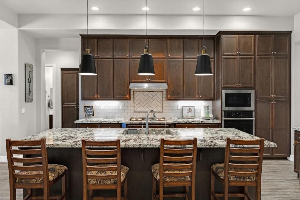 Image 7 of property listing at 1367 Tannehill Drive, Manteca, CA 95337