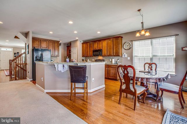 1205 SAUNDERS DR, Fredericksburg, VA 22401