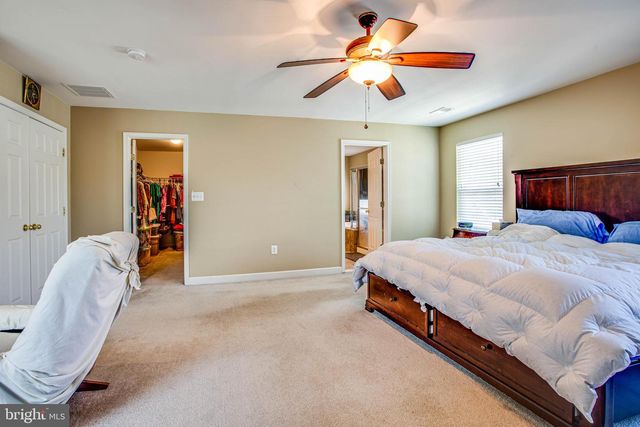 1205 SAUNDERS DR, Fredericksburg, VA 22401