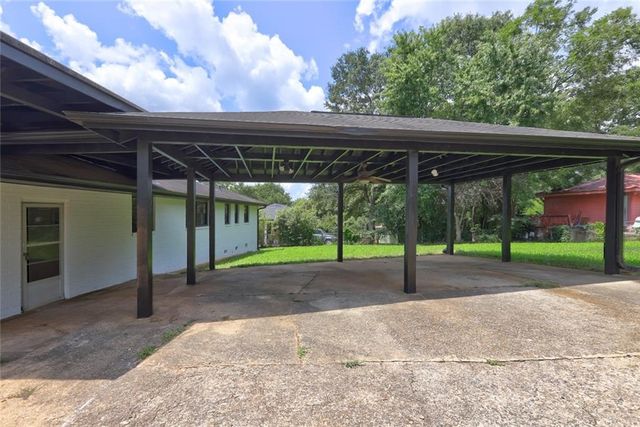 970 Oglethorpe Avenue, Athens, GA 30606