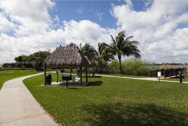 105 Lake Emerald Dr 708, Oakland Park, FL 33309