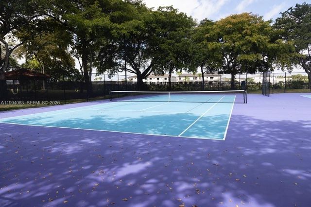 105 Lake Emerald Dr 708, Oakland Park, FL 33309