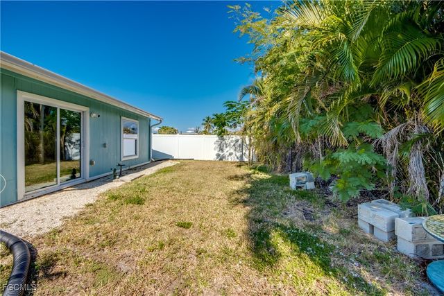 2430 Orange ST, St James City, FL 33956