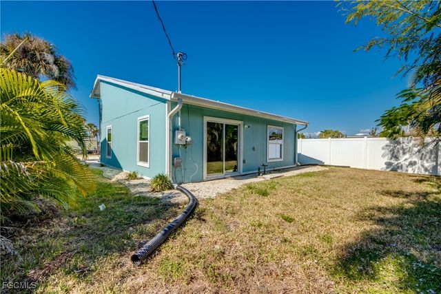 2430 Orange ST, St James City, FL 33956