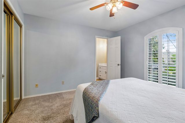 4008 Brookside Drive, Bedford, TX 76021