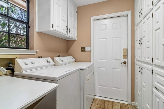 4008 Brookside Drive, Bedford, TX 76021