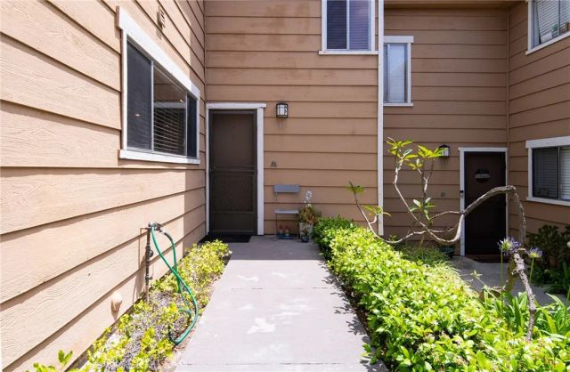 640 W Lambert 35, La Habra, CA 90631